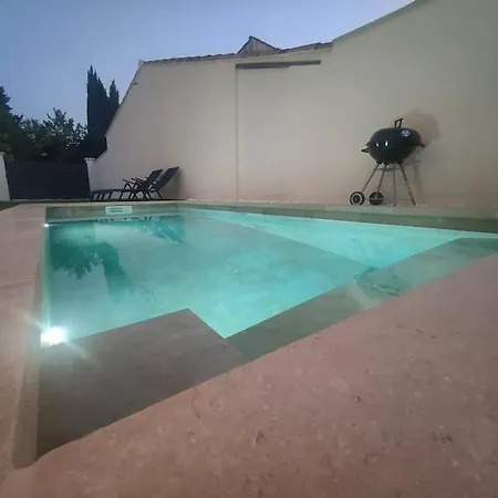 Superbe Maison Neuve Piscine Clim Parking Recharge Voiture Electrique Villa