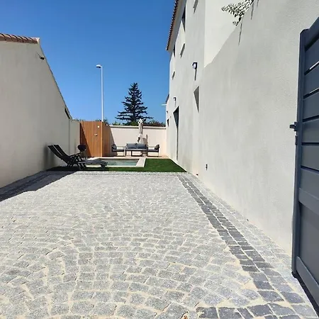 Villa Superbe Maison Neuve Piscine Clim Parking Recharge Voiture Electrique