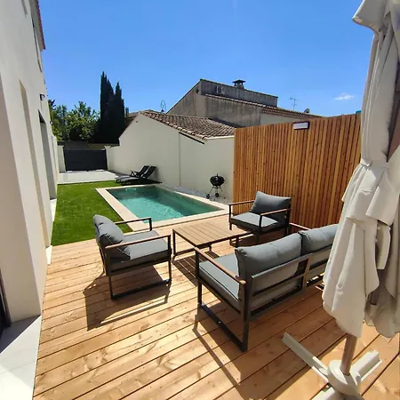 Villa Superbe Maison Neuve Piscine Clim Parking Recharge Voiture Electrique Bouillargues